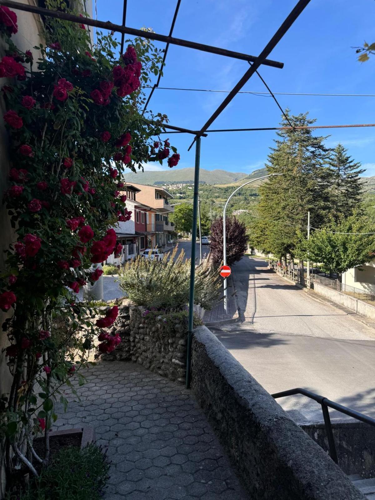 Il Pergolato Villa Aielli Dış mekan fotoğraf